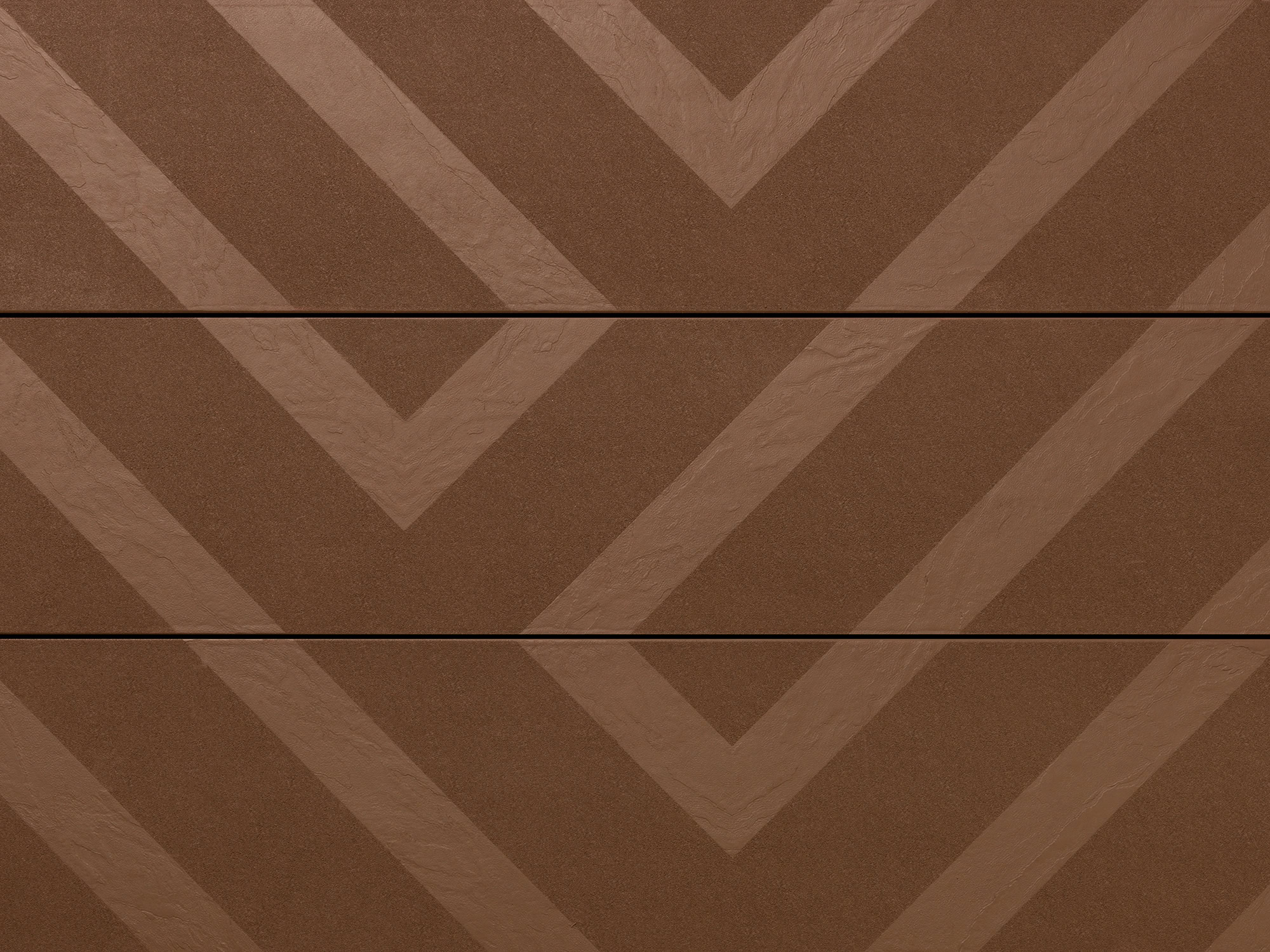 Millboard Modello Linear in Coppered Oak: detail van het geometrische patroon over drie plankdelen