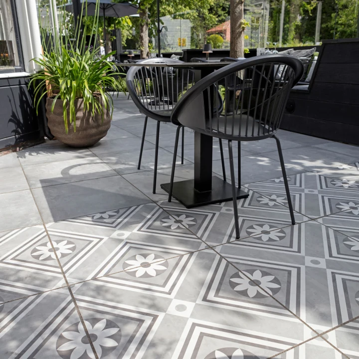 GeoCeramica® Concreet 60x60x4cm Flower decorate