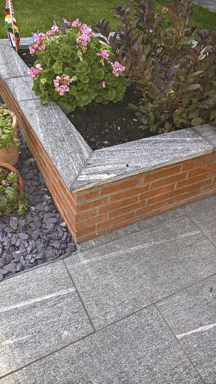 Banken Graniet Basic met rugleuning