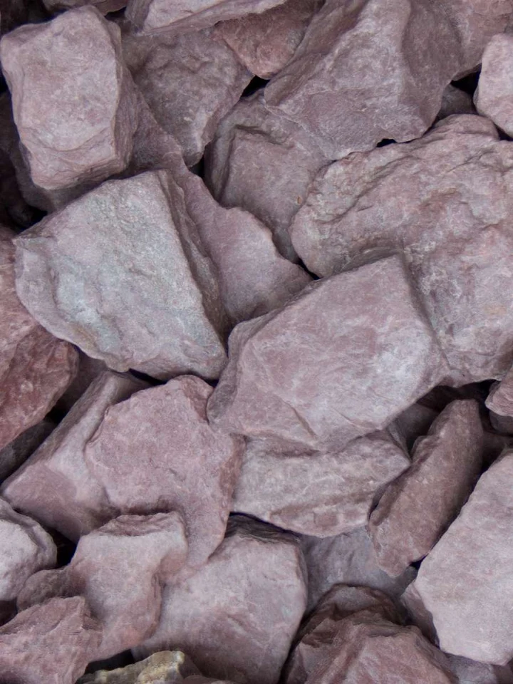 Canadian slate paars 30/60mm Aggregates International grind & split