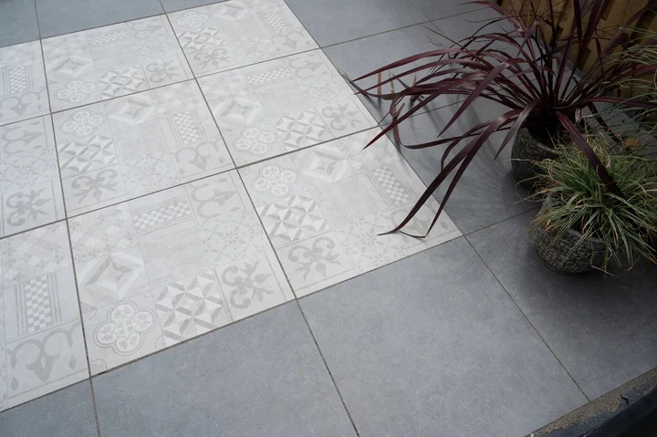 Ceramiton Titan 60x60x4cm 60x3x60cm Mosaïc Silver