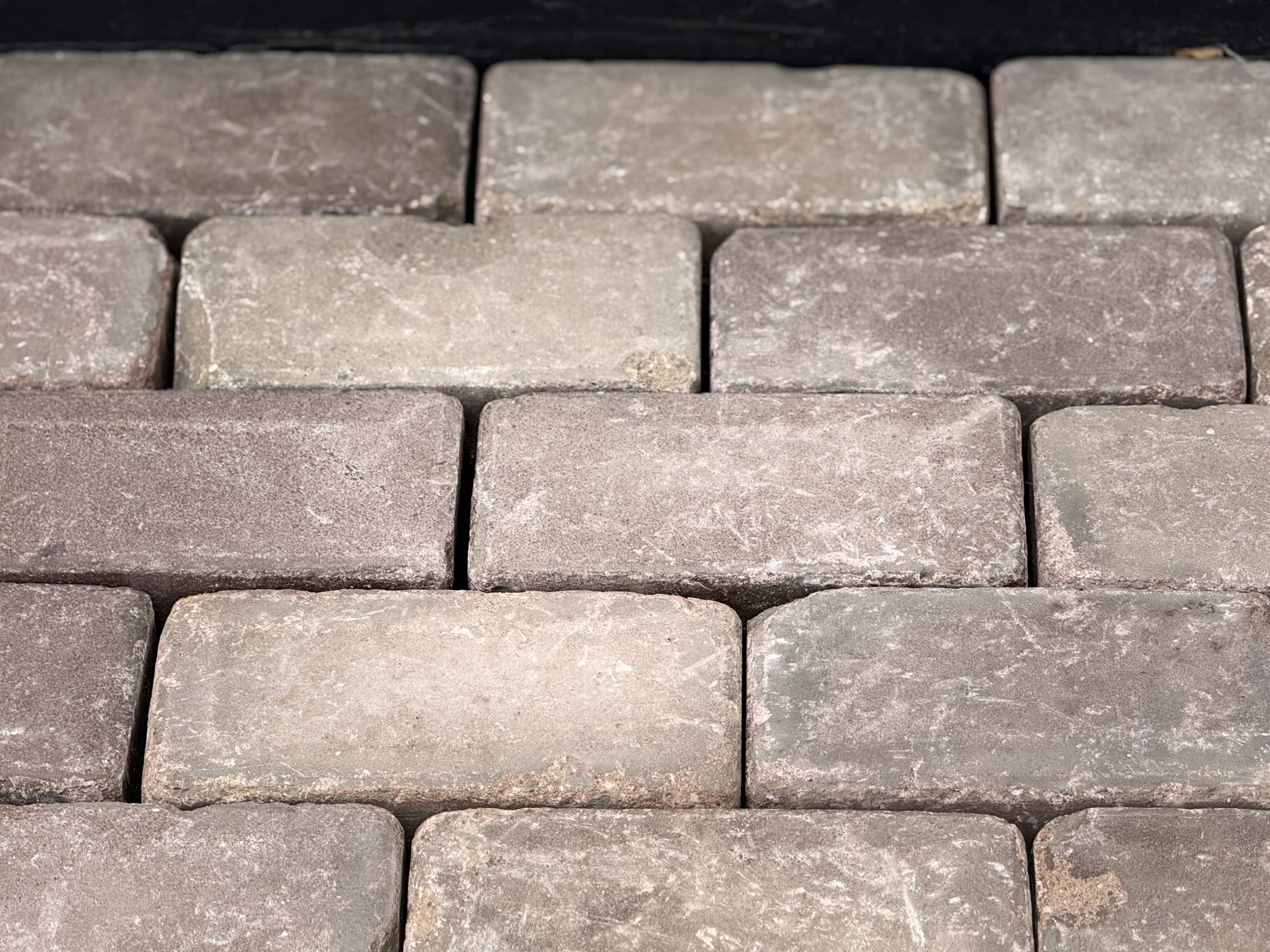 Oud gebakken Keiformaat genuanceerd — detail van kleur en structuur