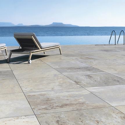 <p>Ben je op zoek naar terras tegels voor in je tuin dan ben je bij Lujo Gardens® bij het juiste adres. Met ons ruime assortiment <a href="https://www.lujogardens.nl/terrastegels/betontegels">beton tegels</a> en <a href="http://keramische tegels">keramische tegels</a> kun je een unieke sfeer creëren in je tuin. De tuin word gezien als het verlengde van je woonkamer daarom is het van belang om je uitstraling te bepalen op jouw wensen. Wil je een modern, warm, wellness of een klassiek karakter in je tuin toepassen? Doe ideeën op en bekijk onze<a href="https://www.lujogardens.nl/inspiratie"> 50 inspiratie tuinen</a>. voor vragen neem <a href="https://www.lujogardens.nl/contact">contact</a> op of kom langs in ons <a href="https://www.lujogardens.nl/showroom">inspiratie centrum</a>.</p>
