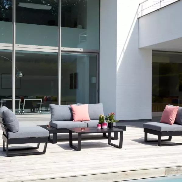 Cadiz loungeset in zwart aluminium met grijs polyester kussens en loungetafel